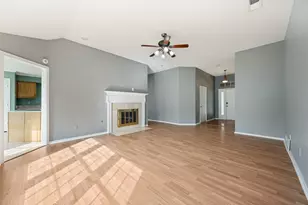 1905 Timberline Ln, Sherman, TX 75092 - Photo 5