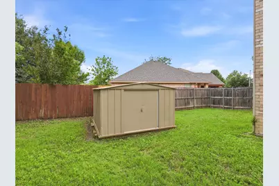 1356 N Cozumel Street, Grand Prairie, TX 75051 - Photo 27