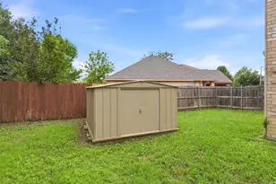 1356 N Cozumel St, Grand Prairie, TX 75051 - Photo 27