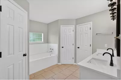 1250 Nancy Lane, Lancaster, TX 75134 - Photo 15