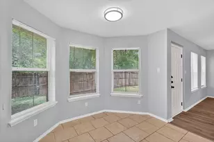 1250 Nancy Ln, Lancaster, TX 75134 - Photo 7