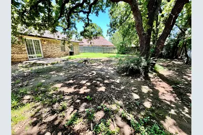 301 Joshua Street, Denton, TX 76209 - Photo 9