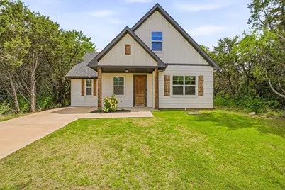 5721 San Jacinto Drive, Granbury, TX 76048 - Photo 1