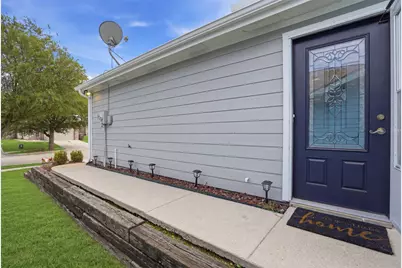 852 Village Point Lane, Fort Worth, TX 76108 - Photo 3