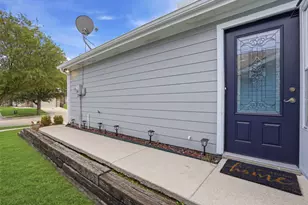 852 Village Point Ln, Fort Worth, TX 76108 - Photo 3