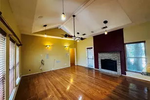 2511 Tanglewood Dr, Grapevine, TX 76051 - Photo 9