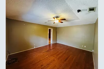 2511 Tanglewood Drive, Grapevine, TX 76051 - Photo 13