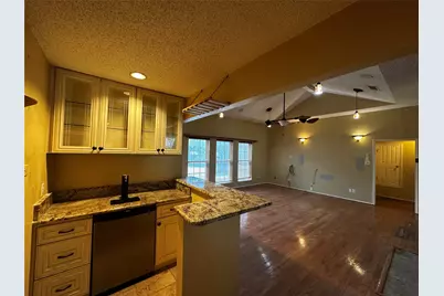 2511 Tanglewood Drive, Grapevine, TX 76051 - Photo 11