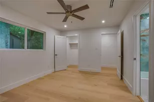 10819 Lochspring Dr, Dallas, TX 75218 - Photo 29