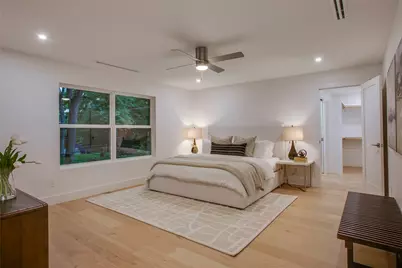 10819 Lochspring Drive, Dallas, TX 75218 - Photo 21