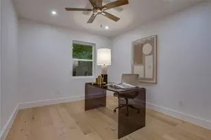 10819 Lochspring Dr, Dallas, TX 75218 - Photo 33