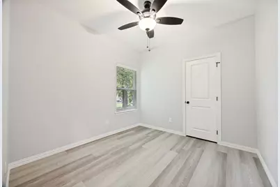 1014 E Pecan Street, Sherman, TX 75090 - Photo 9