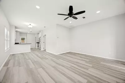 1014 E Pecan Street, Sherman, TX 75090 - Photo 1