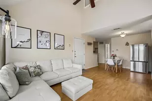 3129 Sondra Dr, Fort Worth, TX 76107 - Photo 3