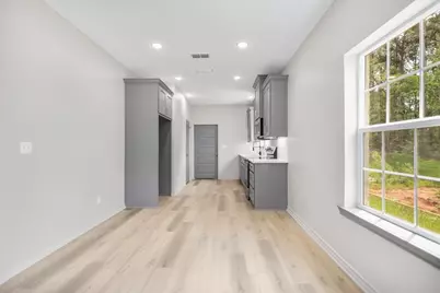 812 Grant Street, Jacksonville, TX 75766 - Photo 7