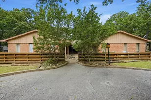 372 Lake Point Loop, Pottsboro, TX 75076 - Photo 3