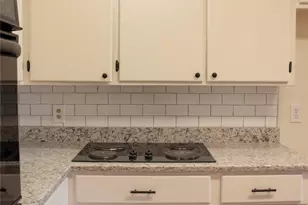3104 Canton St, Greenville, TX 75402 - Photo 9