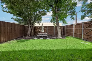 2927 Winterberry Dr, Carrollton, TX 75007 - Photo 39