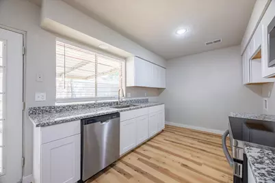 5424 Prince Drive, Lake Dallas, TX 75065 - Photo 11
