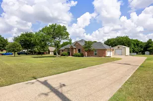 2831 Skinner Rd, Midlothian, TX 76065 - Photo 37
