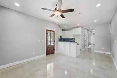 1309 S 5th Avenue #1309, Denison, TX 75021 - Photo 3