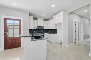 1309 S 5th Ave, Denison, TX 75021 - Photo 5