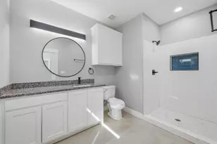 1309 S 5th Ave, Denison, TX 75021 - Photo 13