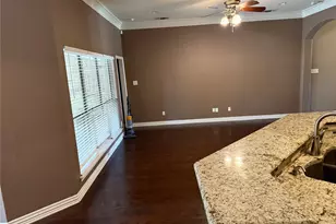 1323 Preston Trail Ct, Granbury, TX 76048 - Photo 9
