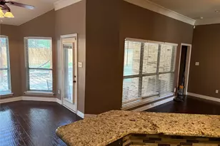 1323 Preston Trail Ct, Granbury, TX 76048 - Photo 11