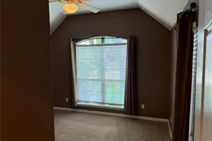 1323 Preston Trail Ct, Granbury, TX 76048 - Photo 15