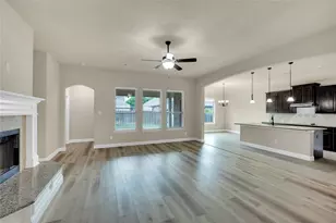 437 Whispering Willow Dr, Midlothian, TX 76065 - Photo 3