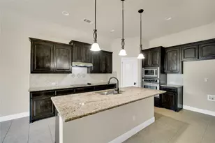 437 Whispering Willow Dr, Midlothian, TX 76065 - Photo 7