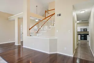 9354 Riverwalk Ln, Irving, TX 75063 - Photo 5