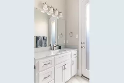 6033 Martel Avenue, Dallas, TX 75206 - Photo 13