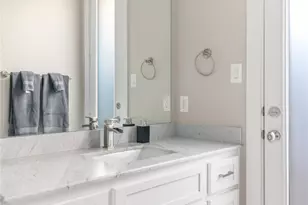 6033 Martel Ave, Dallas, TX 75206 - Photo 13