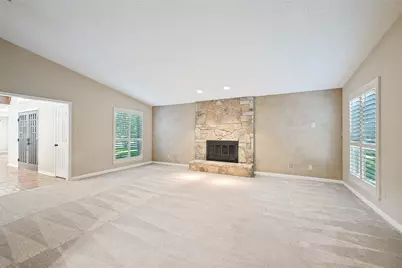 804 Firewheel Trail, Fort Worth, TX 76112 - Photo 5