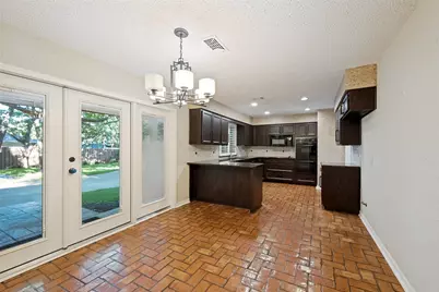 804 Firewheel Trail, Fort Worth, TX 76112 - Photo 11