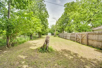 506 E Waco Street, Ennis, TX 75119 - Photo 29