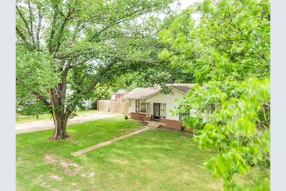 506 E Waco Street, Ennis, TX 75119 - Photo 5