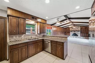 3405 Country Club Rd, Pantego, TX 76013 - Photo 19