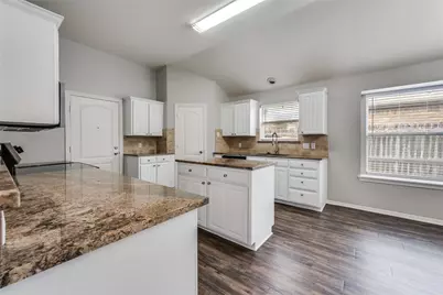 6960 Lomo Alto Drive, Fort Worth, TX 76132 - Photo 13