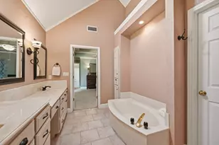 711 Sundance Trail, Irving, TX 75063 - Photo 25