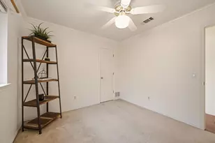 711 Sundance Trail, Irving, TX 75063 - Photo 33