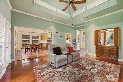711 Sundance Trail, Irving, TX 75063 - Photo 15