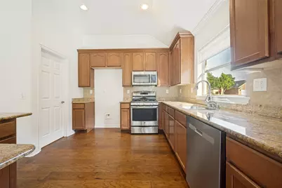11009 Southerland Drive, Denton, TX 76207 - Photo 11