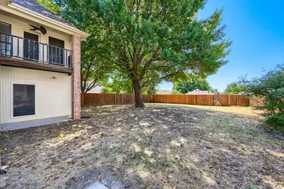 100 Coventry Court, Irving, TX 75061 - Photo 17