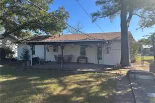 1002 W Bloodworth, Olney, TX 76374 - Photo 3