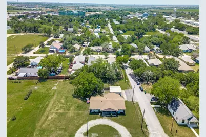403 E Pecan Street, Celina, TX 75009 - Photo 13