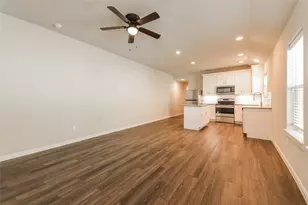 916 N Throckmorton St, Sherman, TX 75090 - Photo 3