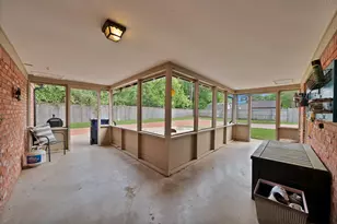 1710 Hilltop Ln, Pantego, TX 76013 - Photo 37